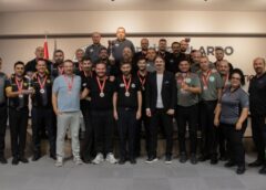Bezirganbahçe SK Bilardo Takımı 2026 Yükselme Ligi’nde Başardı: 1. Lig’deyiz!